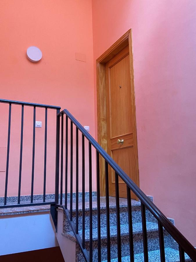 La Vall Apartaments Loft サン・ロレンゾ・デ・モルニス エクステリア 写真