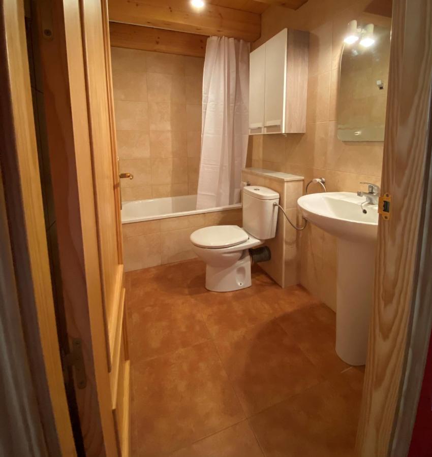 La Vall Apartaments Loft サン・ロレンゾ・デ・モルニス エクステリア 写真