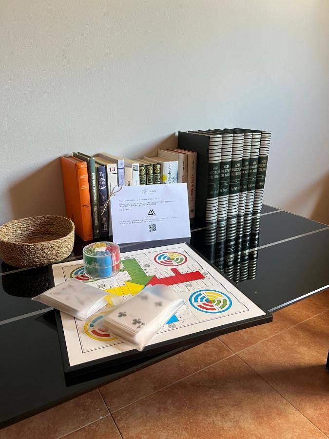 La Vall Apartaments Loft サン・ロレンゾ・デ・モルニス エクステリア 写真